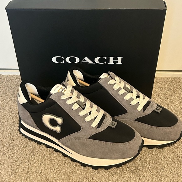 Coach Runner Sneaker - Picture 4 of 7
